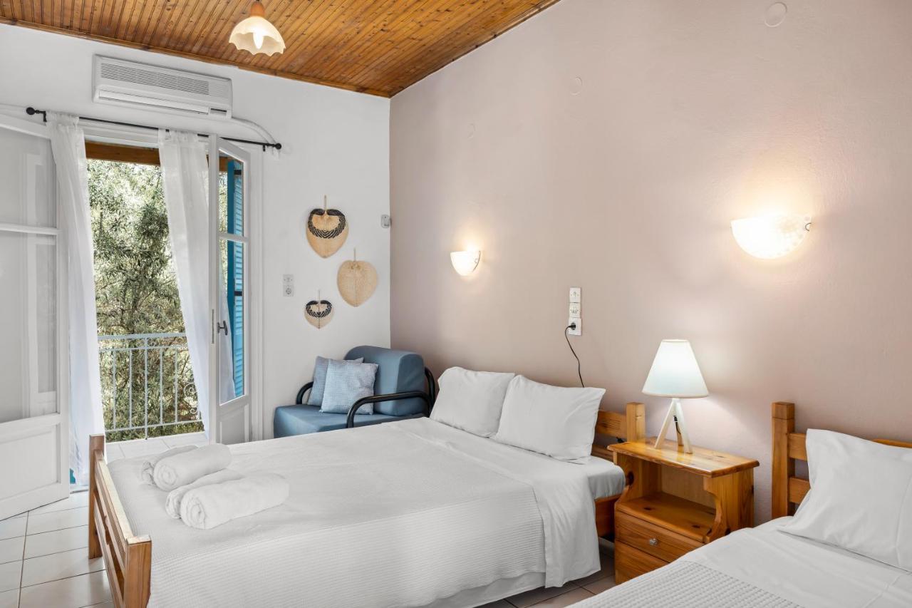Oceanis Rooms ميكروس جيالوس المظهر الخارجي الصورة