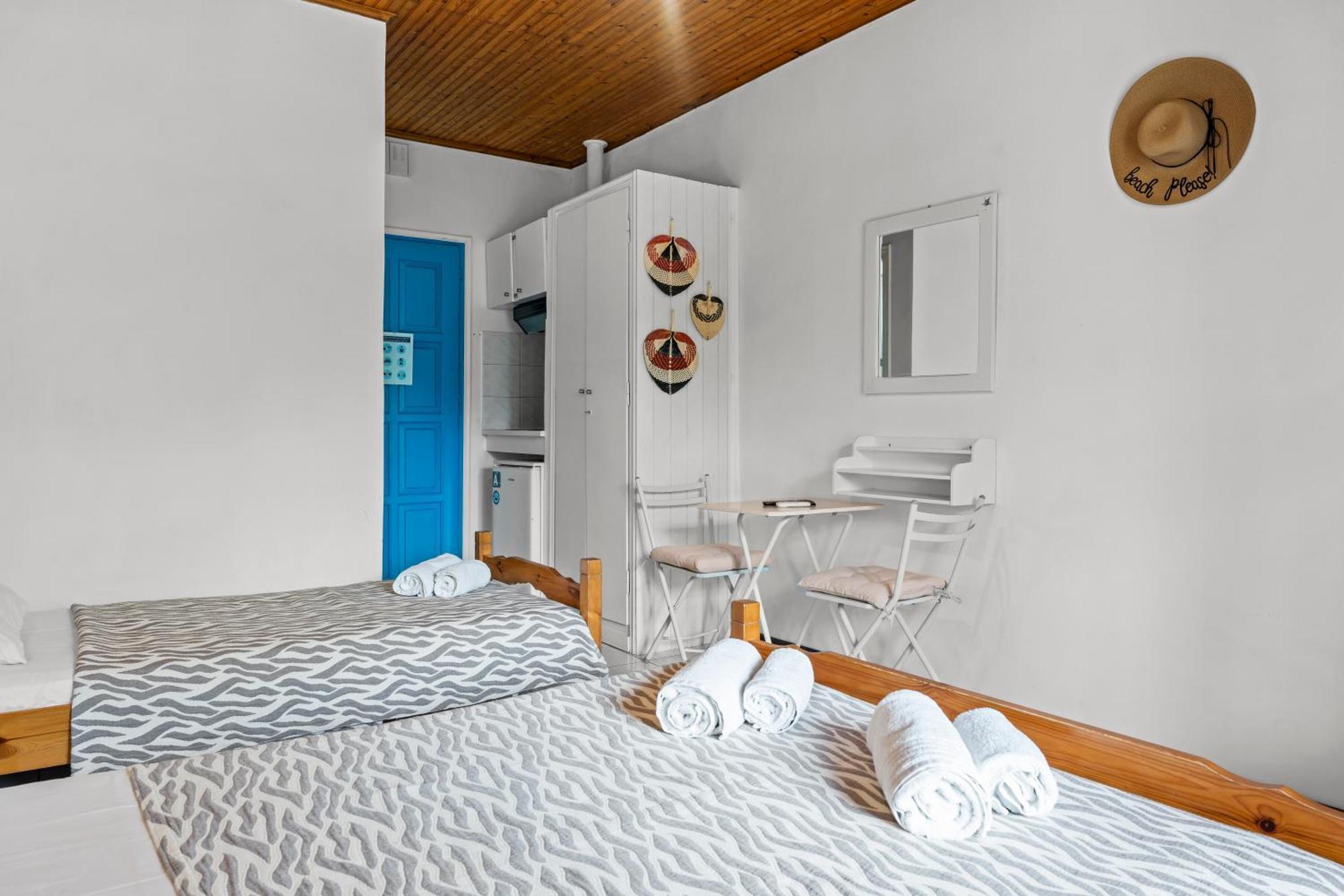 Oceanis Rooms ميكروس جيالوس المظهر الخارجي الصورة